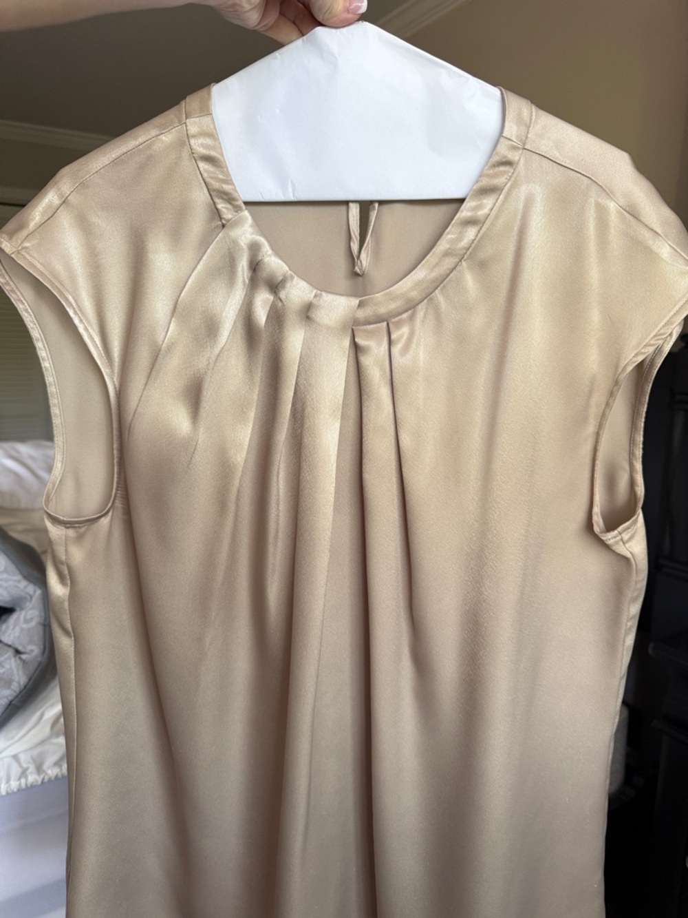 Kasper Satin Pleated Sleeveless Shell - Champagne Beige